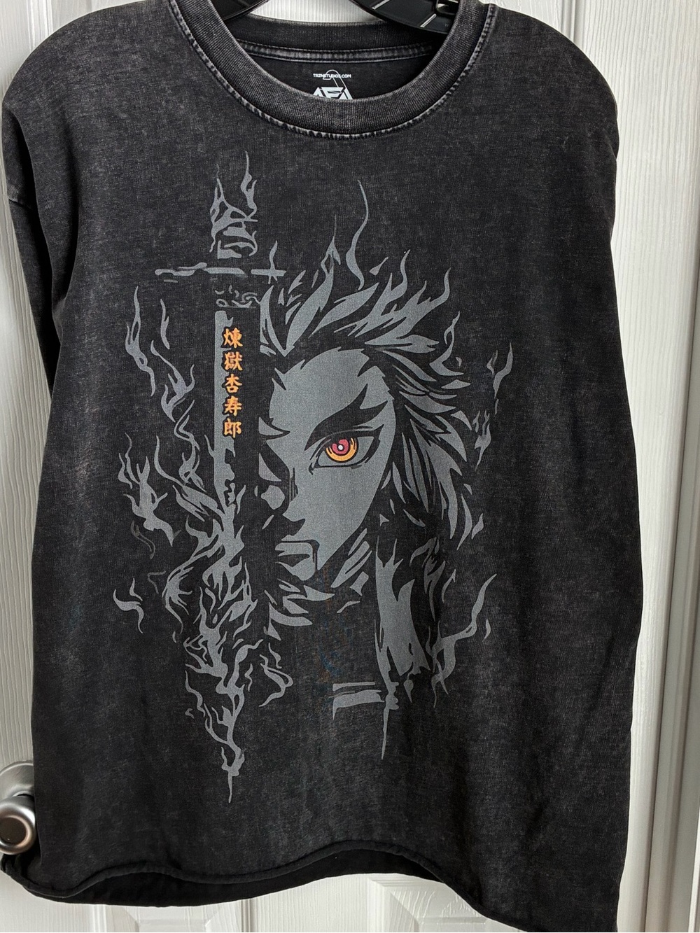 Kyōjurō Rengoku cropped graphic tee. Size L
